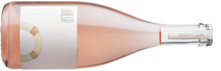 Bottiglia di Pinot Nero rosé frizzante Annego a rifermentazione naturale in bottiglia prodotto da Cantina Barchessa Loredan a Selva del Montello.